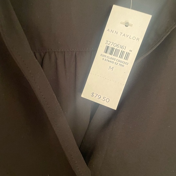 Ann Taylor Black Flutter Sleeve Mandarin Collar Blouse NWT Medium - Picture 2 of 4